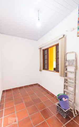 Casa à venda com 145m², 3 quartos e 2 vagasQuarto de Serviço