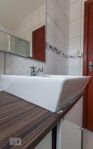 Casa à venda com 145m², 3 quartos e 2 vagasBanheiro Social