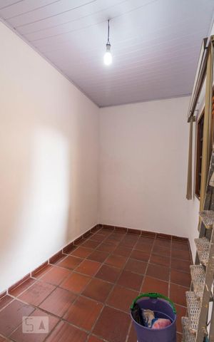 Casa à venda com 145m², 3 quartos e 2 vagasQuarto de Serviço