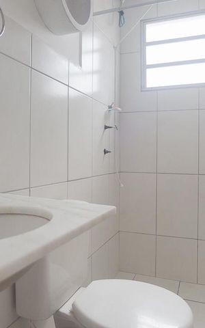 Apartamento à venda com 43m², 2 quartos e 1 vaga Apartamento à venda com 43m², 2 quartos e 1 vagaBanheiro