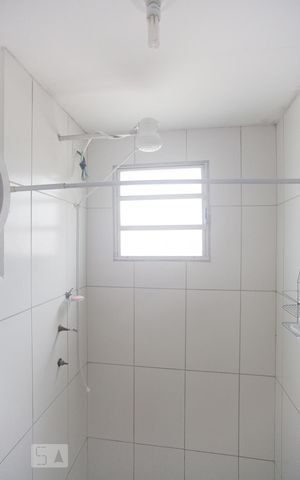 Apartamento à venda com 43m², 2 quartos e 1 vaga Apartamento à venda com 43m², 2 quartos e 1 vagaBanheiro
