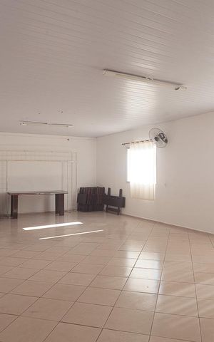 Apartamento à venda com 43m², 2 quartos e 1 vaga Apartamento à venda com 43m², 2 quartos e 1 vagaÁrea comum - Salão de festas