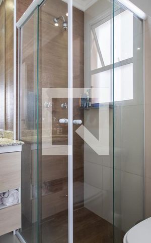 Apartamento para alugar com 67m², 2 quartos e 1 vaga Apartamento para alugar com 67m², 2 quartos e 1 vagaBanheiro da Suíte