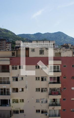 Apartamento à venda com 62m², 2 quartos e 1 vagaVaranda da Sala - Vista
