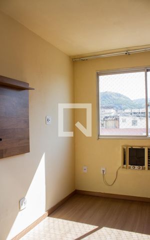 Apartamento à venda com 62m², 2 quartos e 1 vagaQuarto 02