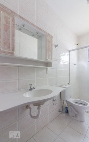Casa para alugar com 26m², 1 quarto e sem vagaBanheiro
