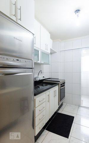Apartamento para alugar com 60m², 2 quartos e 1 vaga Apartamento para alugar com 60m², 2 quartos e 1 vagaCozinha