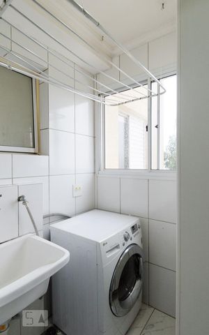 Apartamento para alugar com 60m², 2 quartos e 1 vaga Apartamento para alugar com 60m², 2 quartos e 1 vagaÁrea de serviço