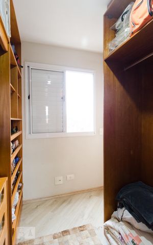 Apartamento para alugar com 60m², 2 quartos e 1 vaga Apartamento para alugar com 60m², 2 quartos e 1 vagaCloset do quarto 1