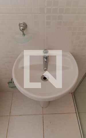 Apartamento à venda com 62m², 2 quartos e 1 vaga Apartamento à venda com 62m², 2 quartos e 1 vagaBanheiro de serviço
