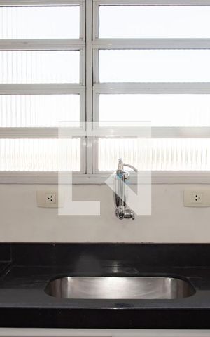 Apartamento à venda com 48m², 1 quarto e sem vaga Apartamento à venda com 48m², 1 quarto e sem vagaCozinha