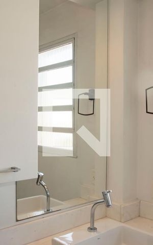 Apartamento à venda com 48m², 1 quarto e sem vaga Apartamento à venda com 48m², 1 quarto e sem vagaBanheiro