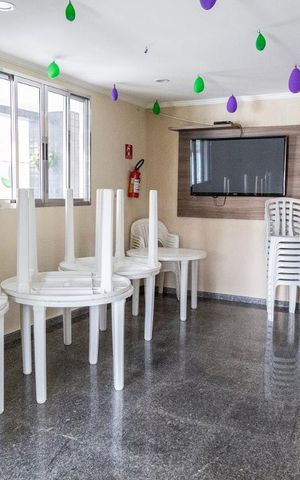 Apartamento à venda com 57m², 2 quartos e 1 vaga Apartamento à venda com 57m², 2 quartos e 1 vagaÁrea comum - Salão de festas