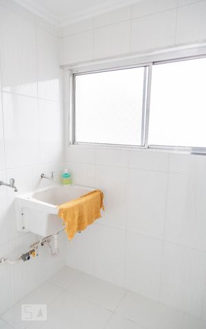 Apartamento à venda com 57m², 2 quartos e 1 vaga Apartamento à venda com 57m², 2 quartos e 1 vagaÁrea de Serviço