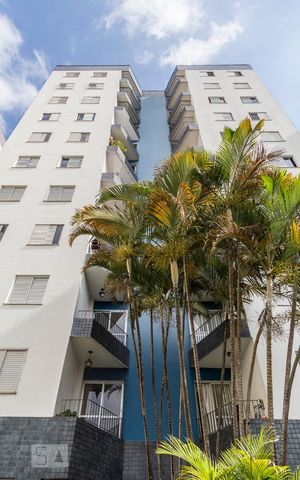 Apartamento à venda com 57m², 2 quartos e 1 vaga Apartamento à venda com 57m², 2 quartos e 1 vagaFachada