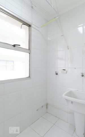 Apartamento para alugar com 70m², 2 quartos e 1 vaga Apartamento para alugar com 70m², 2 quartos e 1 vagaÁrea de serviço