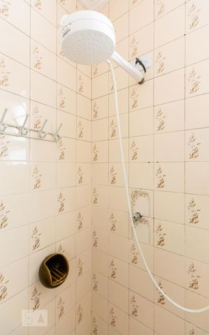 Casa à venda com 120m², 2 quartos e 1 vaga Casa à venda com 120m², 2 quartos e 1 vagaBanheiro Chuveiro