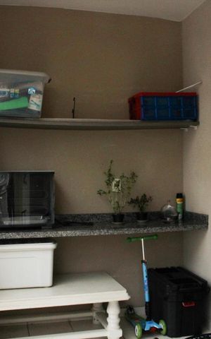 Apartamento à venda com 80m², 2 quartos e 2 vagas Apartamento à venda com 80m², 2 quartos e 2 vagasSacada