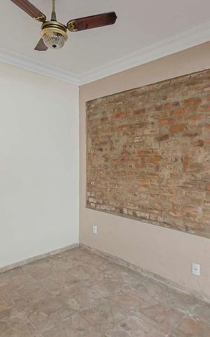Casa para alugar com 210m², 5 quartos e 1 vagaSala