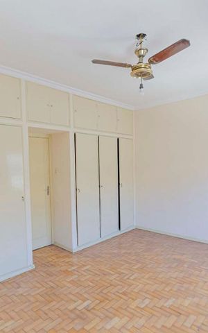 Casa para alugar com 210m², 5 quartos e 1 vagaQuarto 3