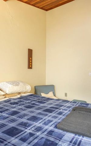 Casa de condomínio à venda com 300m², 6 quartos e 2 vagas Casa de condomínio à venda com 300m², 6 quartos e 2 vagasQuarto 2