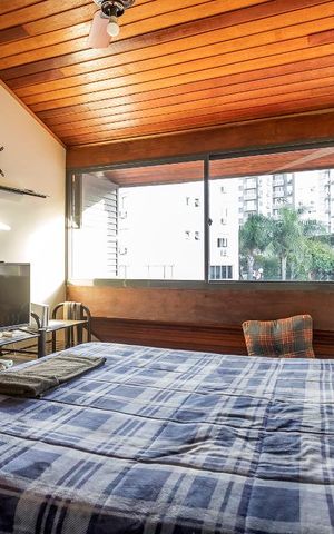 Casa de condomínio à venda com 300m², 6 quartos e 2 vagas Casa de condomínio à venda com 300m², 6 quartos e 2 vagasQuarto 2