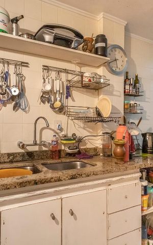 Casa de condomínio à venda com 300m², 6 quartos e 2 vagas Casa de condomínio à venda com 300m², 6 quartos e 2 vagasCozinha