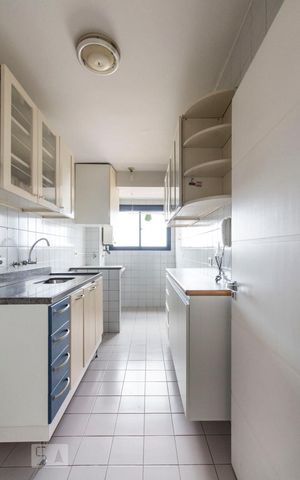Apartamento à venda com 64m², 2 quartos e 1 vagaCozinha