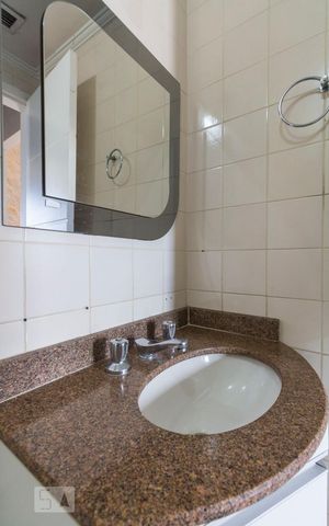 Apartamento à venda com 64m², 2 quartos e 1 vagaBanheiro Social