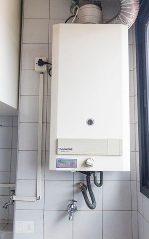 Apartamento à venda com 64m², 2 quartos e 1 vagaAquecedor