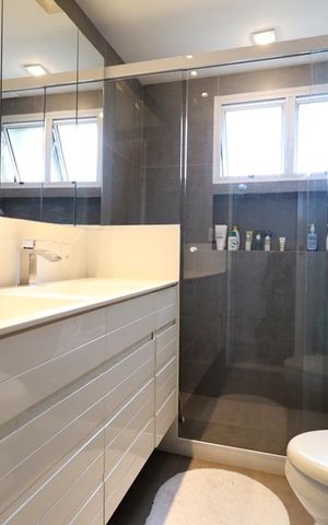 Apartamento para alugar com 163m², 3 quartos e 2 vagasBanheiro da Suíte 1