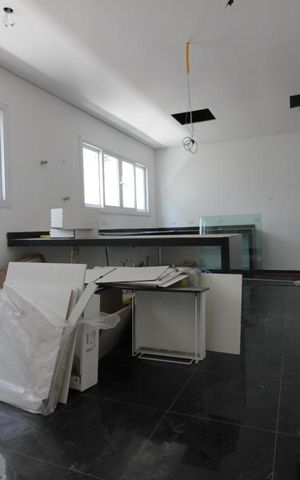 Casa de condomínio à venda com 820m², 4 quartos e 6 vagasCozinha