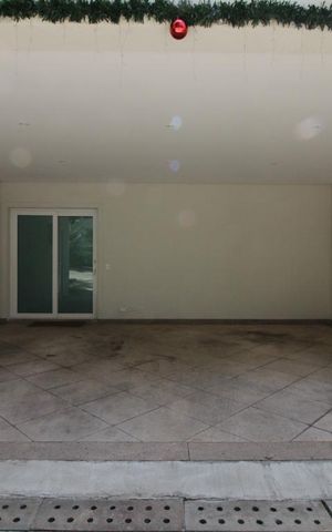 Casa de condomínio à venda com 820m², 4 quartos e 6 vagasGaragem