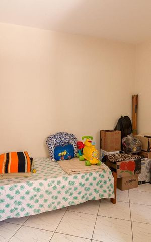 Casa à venda com 198m², 3 quartos e 2 vagasEdícula - quarto