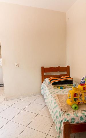 Casa à venda com 198m², 3 quartos e 2 vagasEdícula - quarto