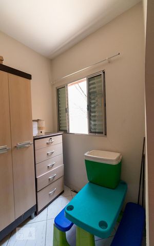 Casa à venda com 198m², 3 quartos e 2 vagasEdícula - quarto