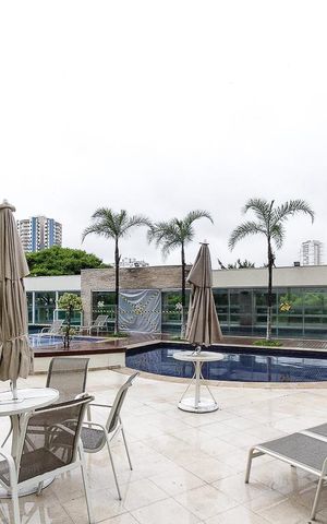 Apartamento para alugar com 130m², 3 quartos e 2 vagasÁrea comum - Piscina