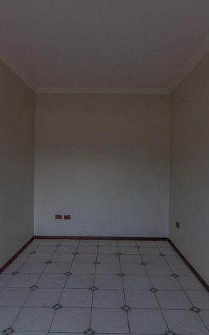 Casa para alugar com 300m², 4 quartos e 6 vagas Casa para alugar com 300m², 4 quartos e 6 vagasQuarto 3