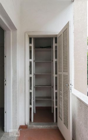 Apartamento à venda com 80m², 3 quartos e sem vagaÁrea de serviço - Despensa