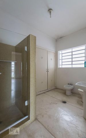 Apartamento à venda com 80m², 3 quartos e sem vagaBanheiro