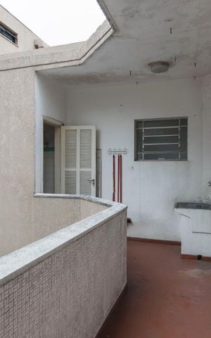 Apartamento à venda com 80m², 3 quartos e sem vagaÁrea de serviço