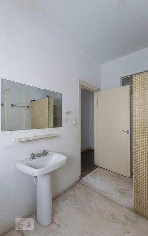 Apartamento à venda com 80m², 3 quartos e sem vagaBanheiro