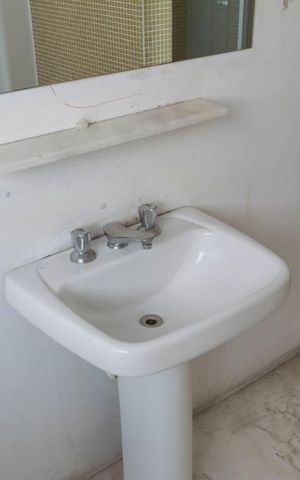 Apartamento à venda com 80m², 3 quartos e sem vagaBanheiro (Pia)