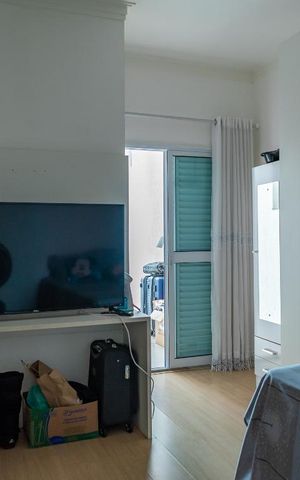 Casa à venda com 260m², 3 quartos e 5 vagas Casa à venda com 260m², 3 quartos e 5 vagasSuíte 2