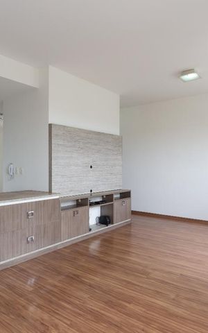 Apartamento à venda com 87m², 3 quartos e 2 vagas Apartamento à venda com 87m², 3 quartos e 2 vagasSala