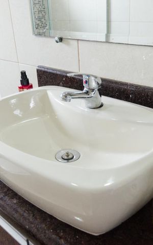 Casa à venda com 270m², 3 quartos e 4 vagas Casa à venda com 270m², 3 quartos e 4 vagasPia