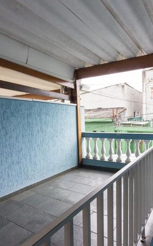 Casa à venda com 79m², 2 quartos e 2 vagasTerraço