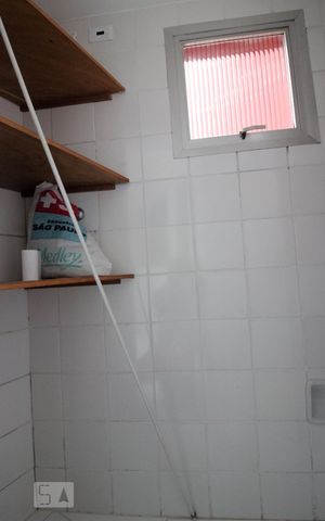 Apartamento à venda com 70m², 2 quartos e 1 vagaBanheiro de Serviço