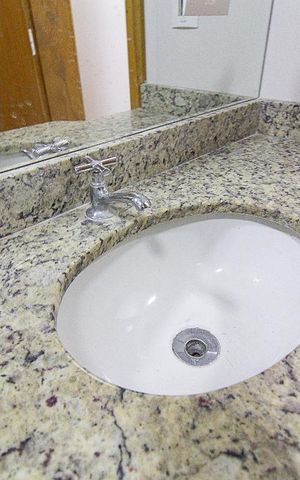 Apartamento para alugar com 113m², 2 quartos e 1 vaga Apartamento para alugar com 113m², 2 quartos e 1 vagaBanheiro