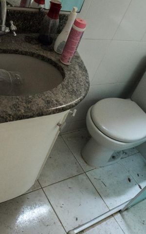 Casa à venda com 200m², 3 quartos e 4 vagasBanheiro da Suite 1
